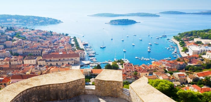 Try activities abroad in Croatia for families